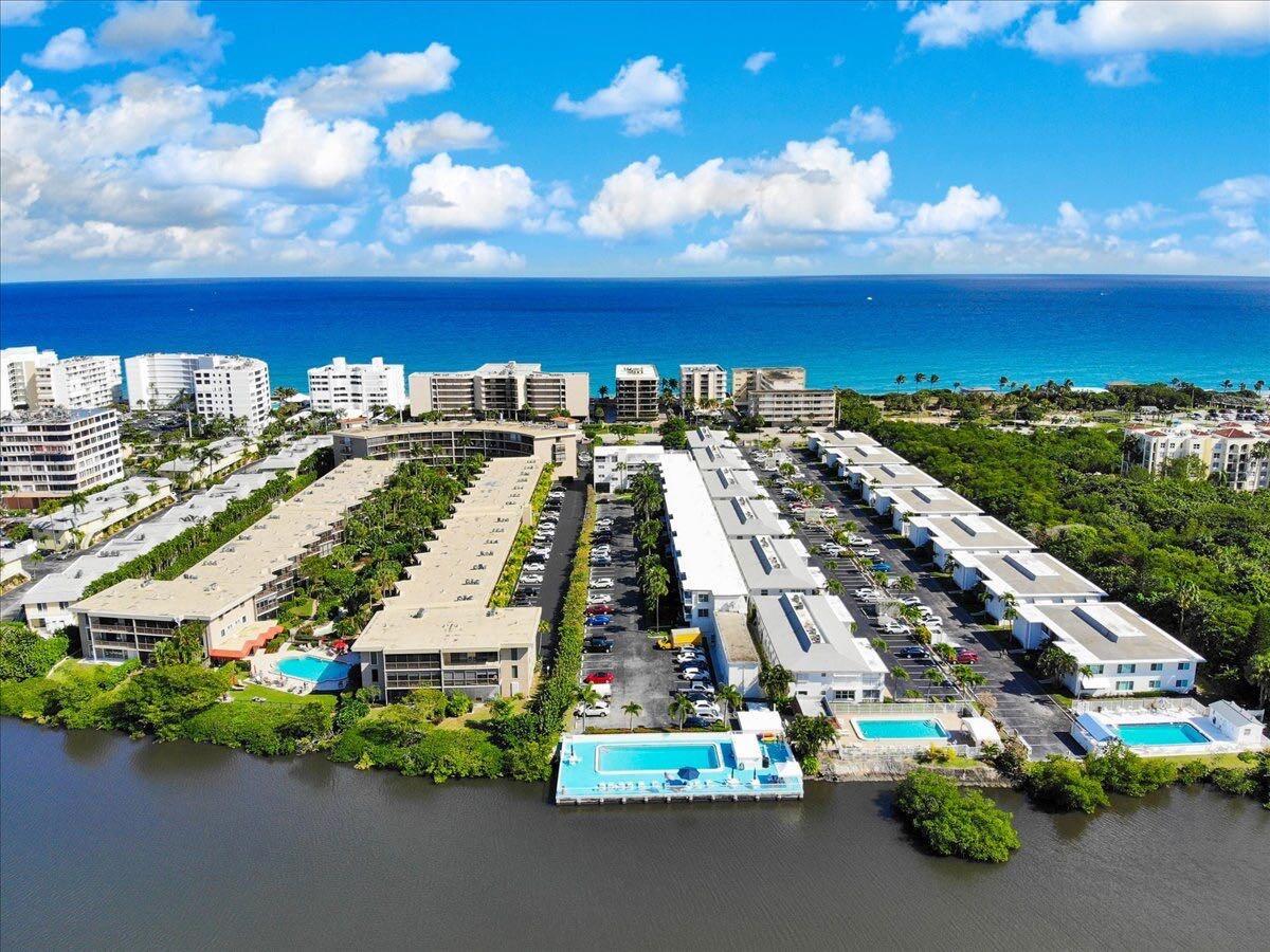 PALM BEACH VILLAS CONDO - Residential Lease