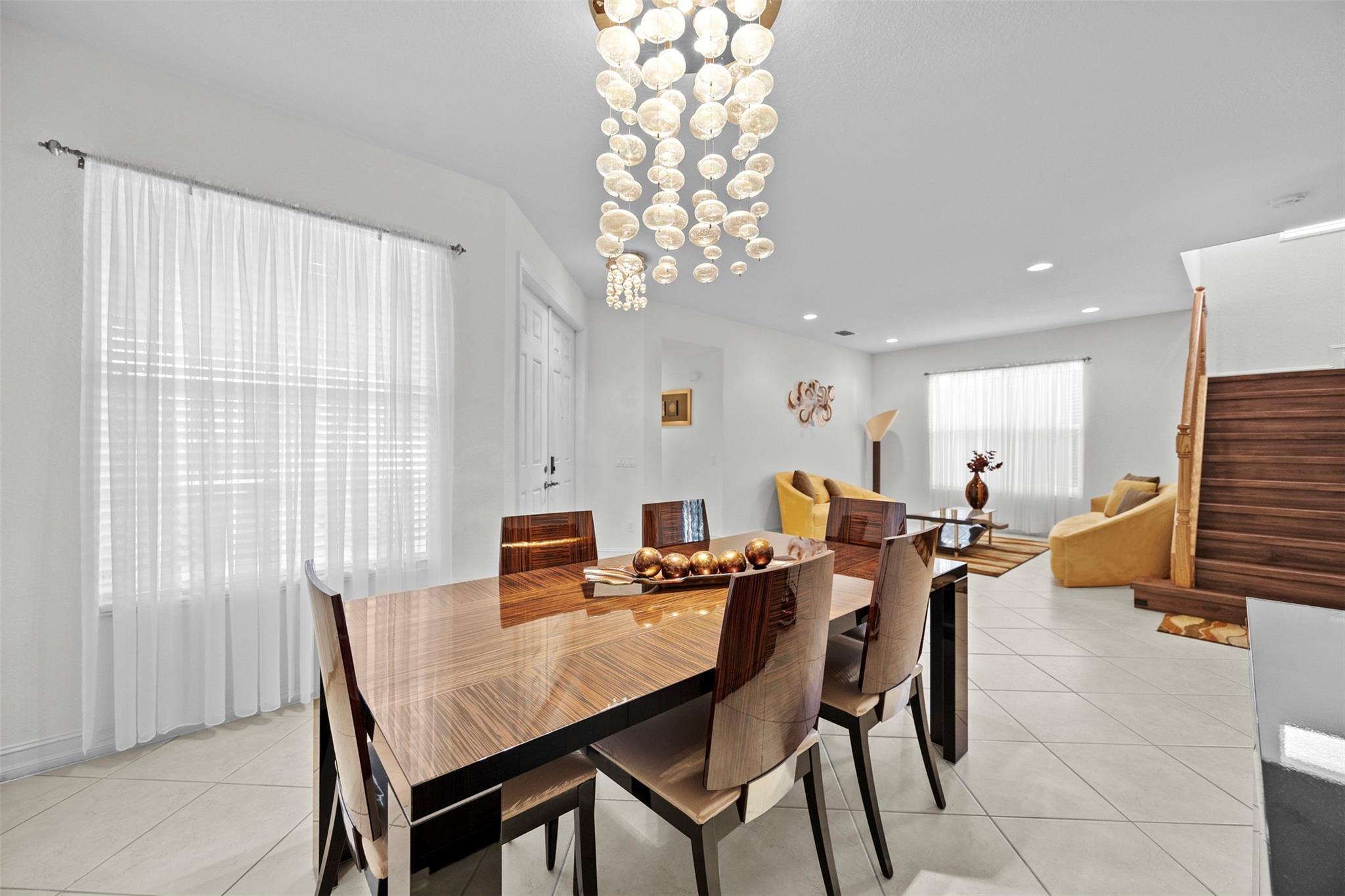 CANYON SPRINGS - Residential