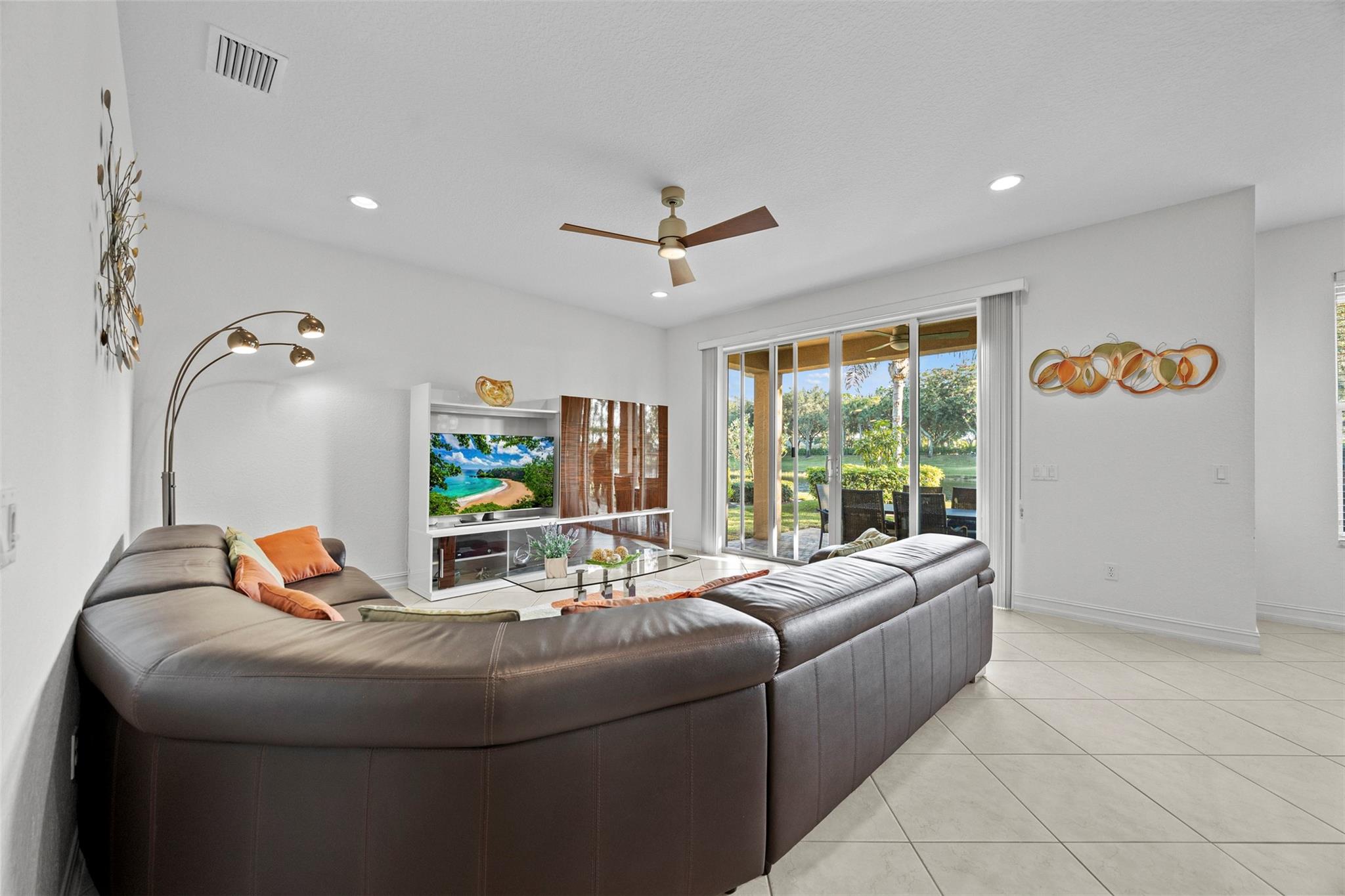 CANYON SPRINGS - Residential