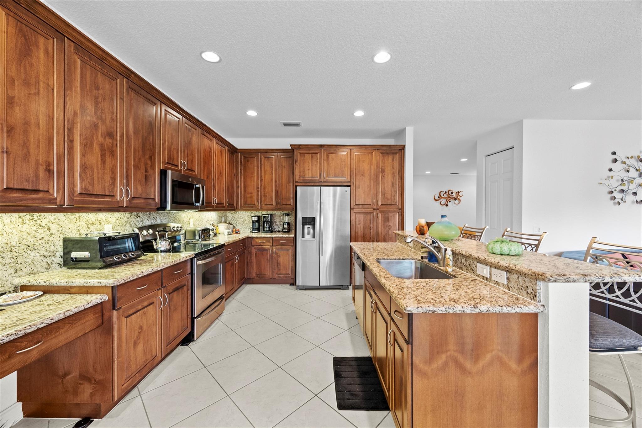 CANYON SPRINGS - Residential