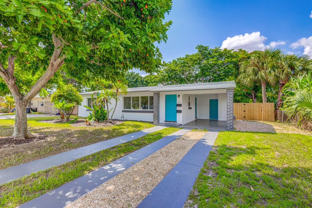 Photo of 512 Bayberry Drive, Lake Park, FL 33403 (MLS # R10914335)