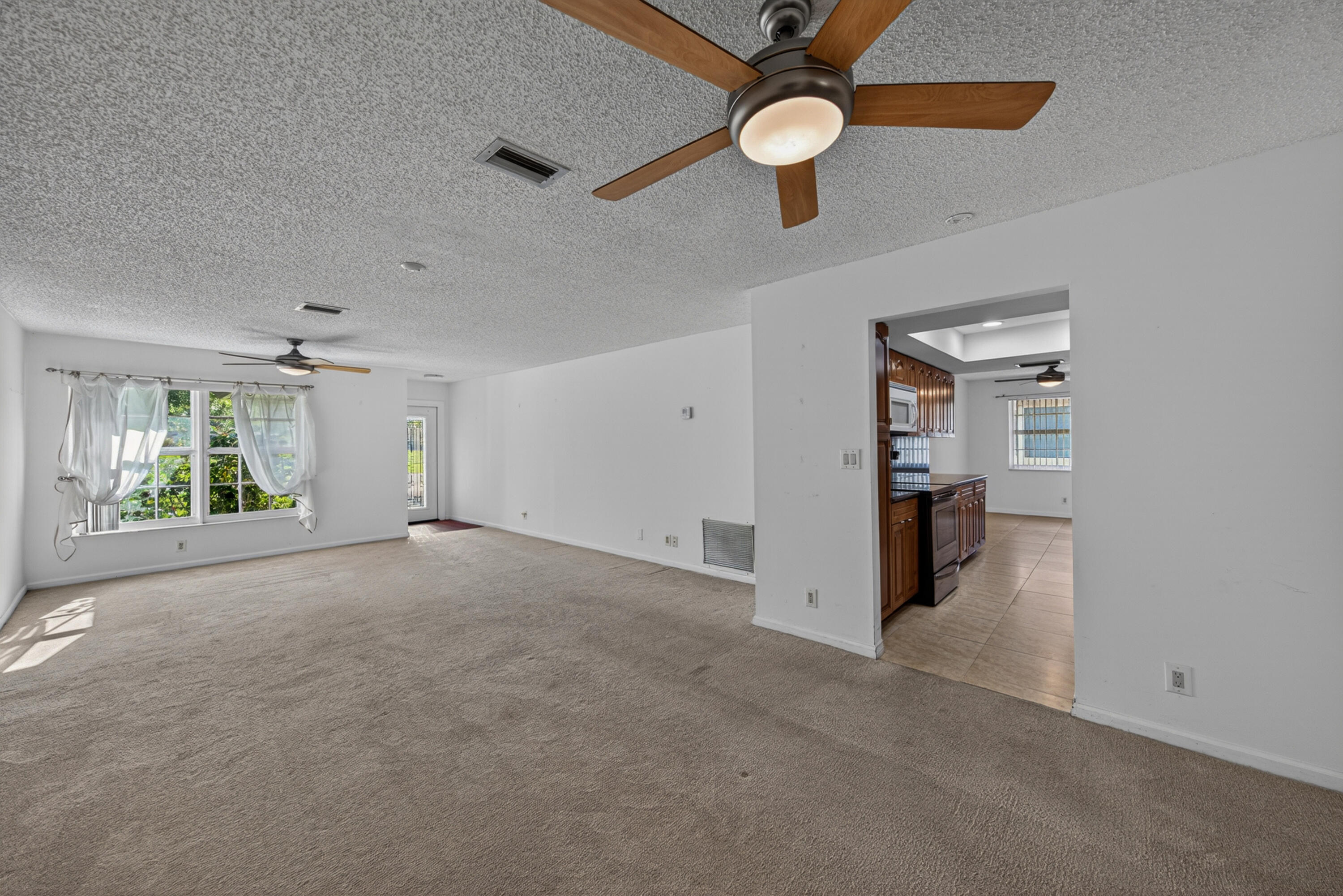 KNOB HILL SUB - Residential