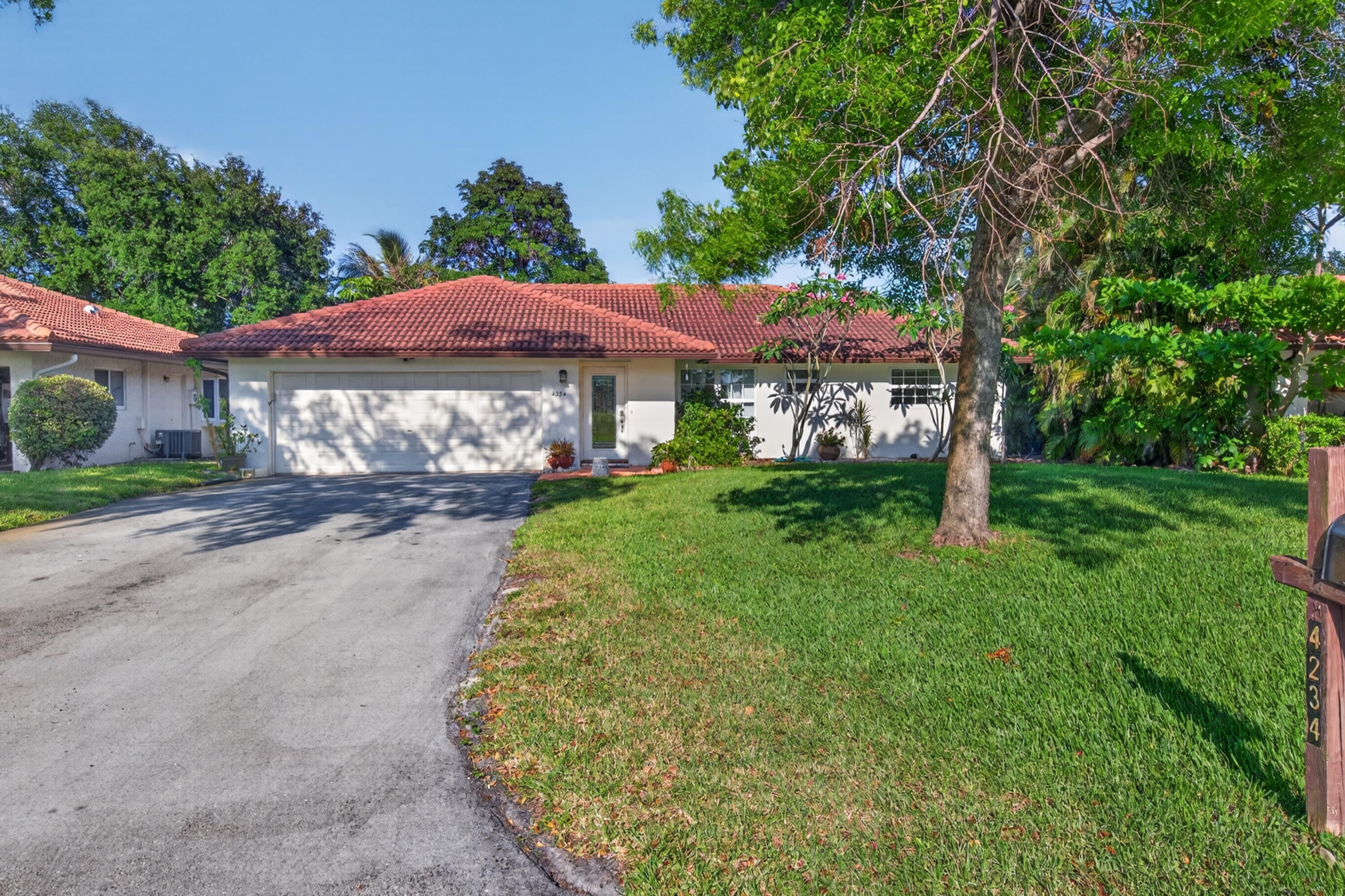 4234 NW 3rd Way
