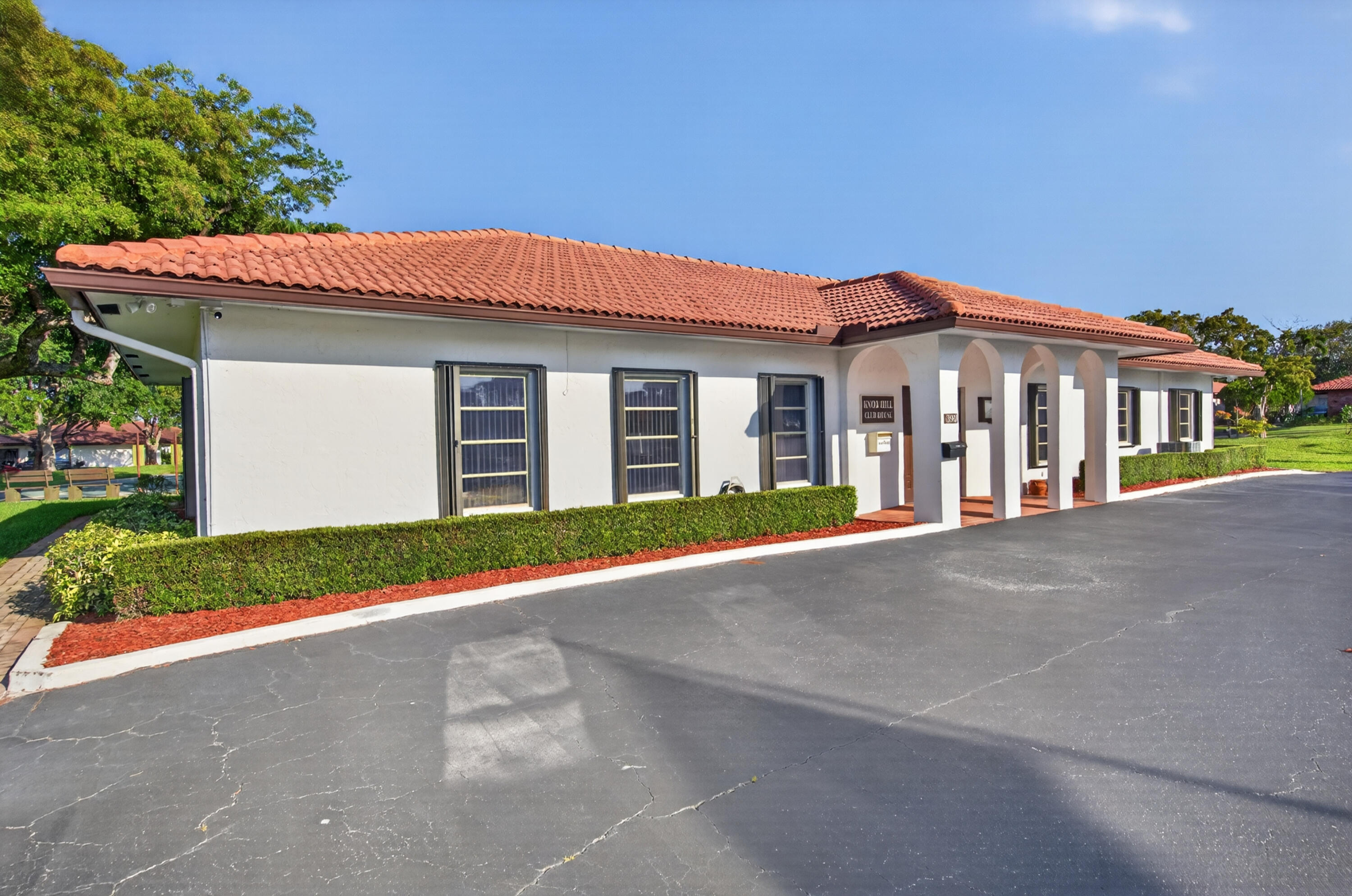 KNOB HILL SUB - Residential