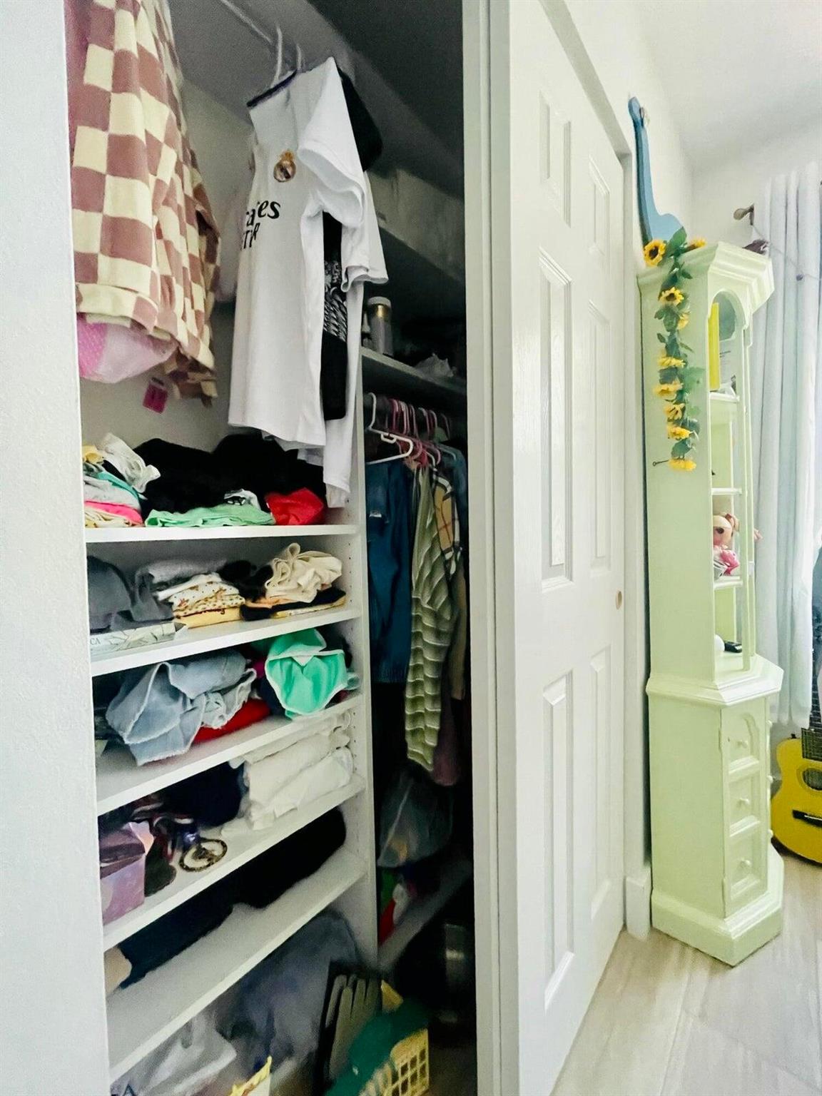 HAMMOCKS AT RIVERGLEN - Residential Lease