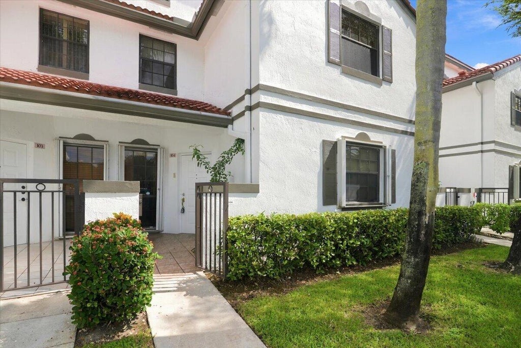 Photo of 301 SW 158TH Terrace #104, Pembroke Pines, FL 33027 (MLS # B26090875)