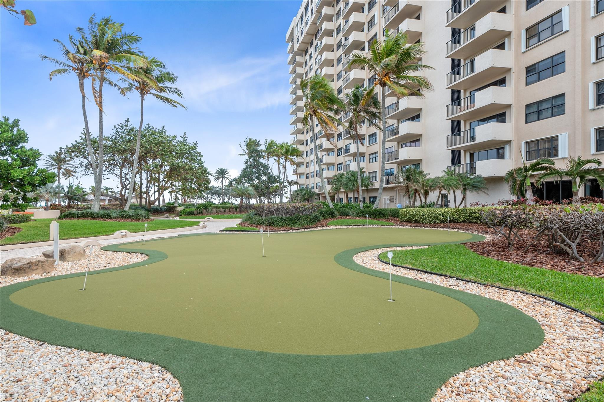 SEA RANCH CLUB B CONDO - Residential Lease