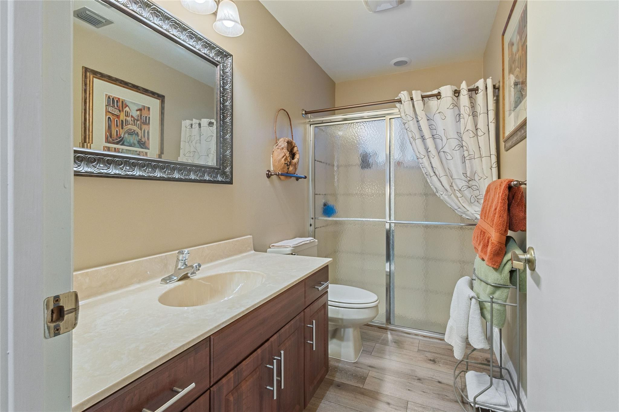 Woodmont Tr 57 107-25 B - Residential