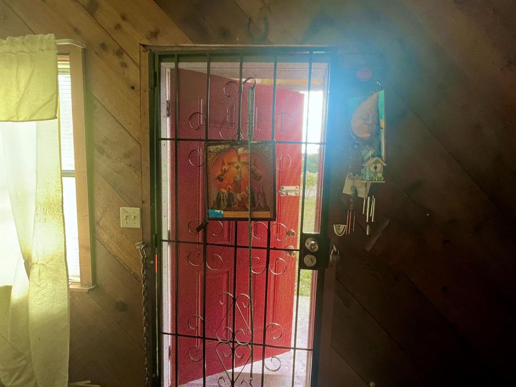 Photo of 4504 Matanzas Avenue, Fort Pierce, FL 34946 (MLS # R10939670)