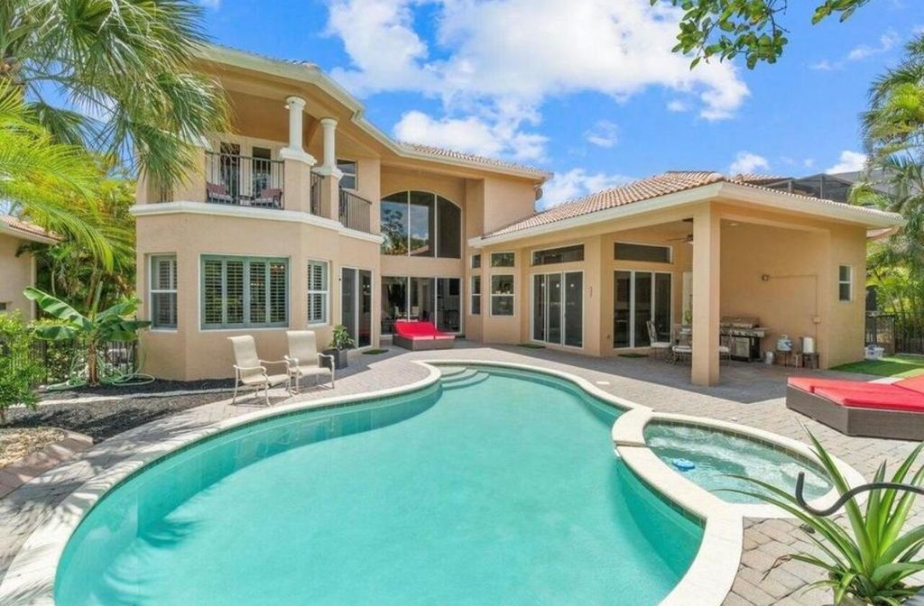 Photo of 544 Edgebrook Lane, West Palm Beach, FL 33411 (MLS # R10957349)