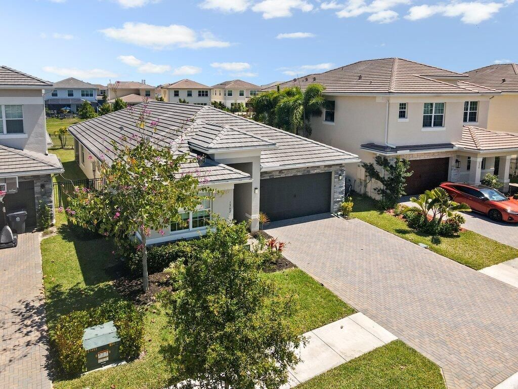 Photo of 1362 Harvester Crossing, Loxahatchee, FL 33470 (MLS # B26006809)