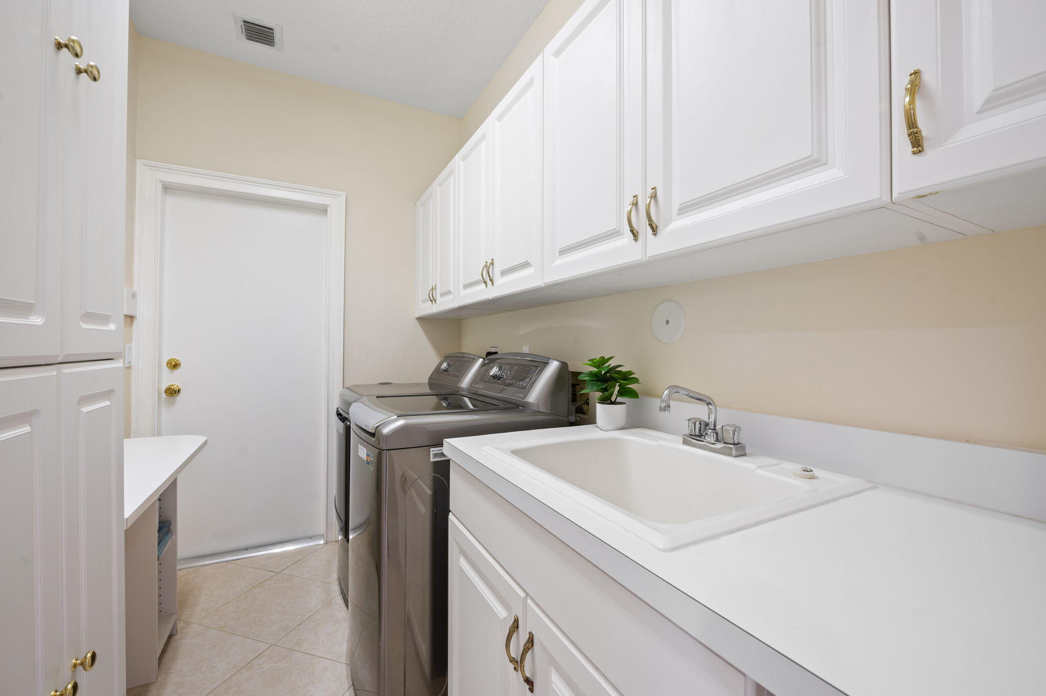 SECTOR 7 - PARCELS F G H I-1 - Residential