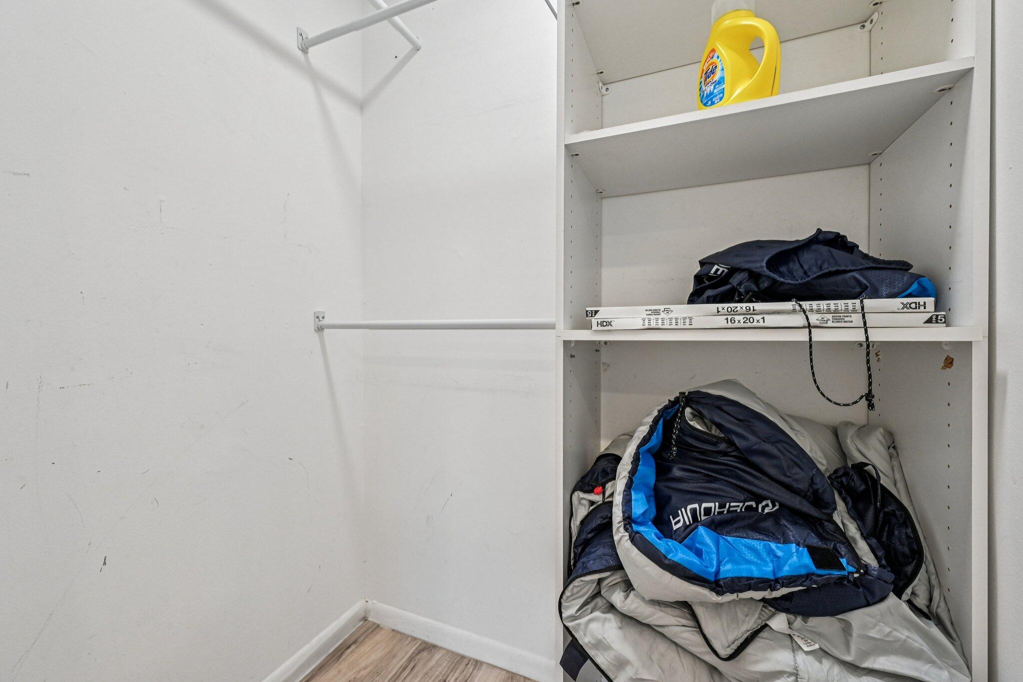 SHAKER WOODS VILLAGE - Residential