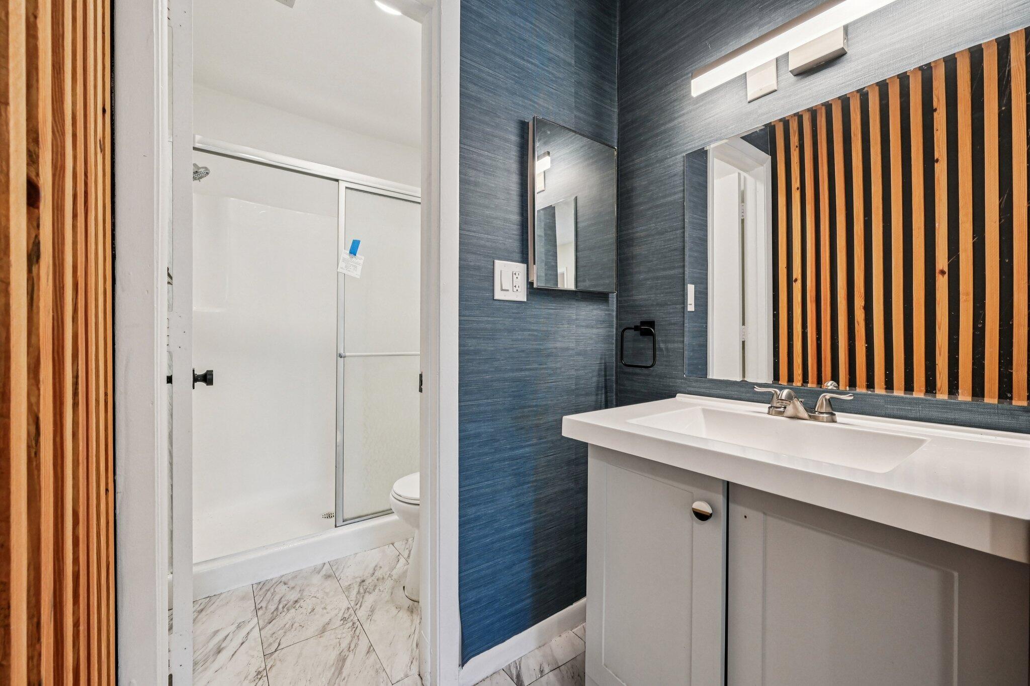 SHAKER WOODS VILLAGE - Residential