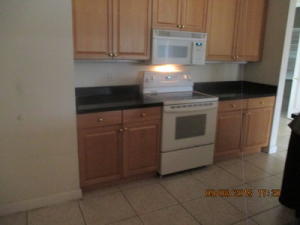 SHADY OAKS OF PALM BEACH POLO & COUNTRY - Residential