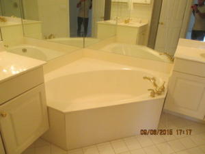 SHADY OAKS OF PALM BEACH POLO & COUNTRY - Residential