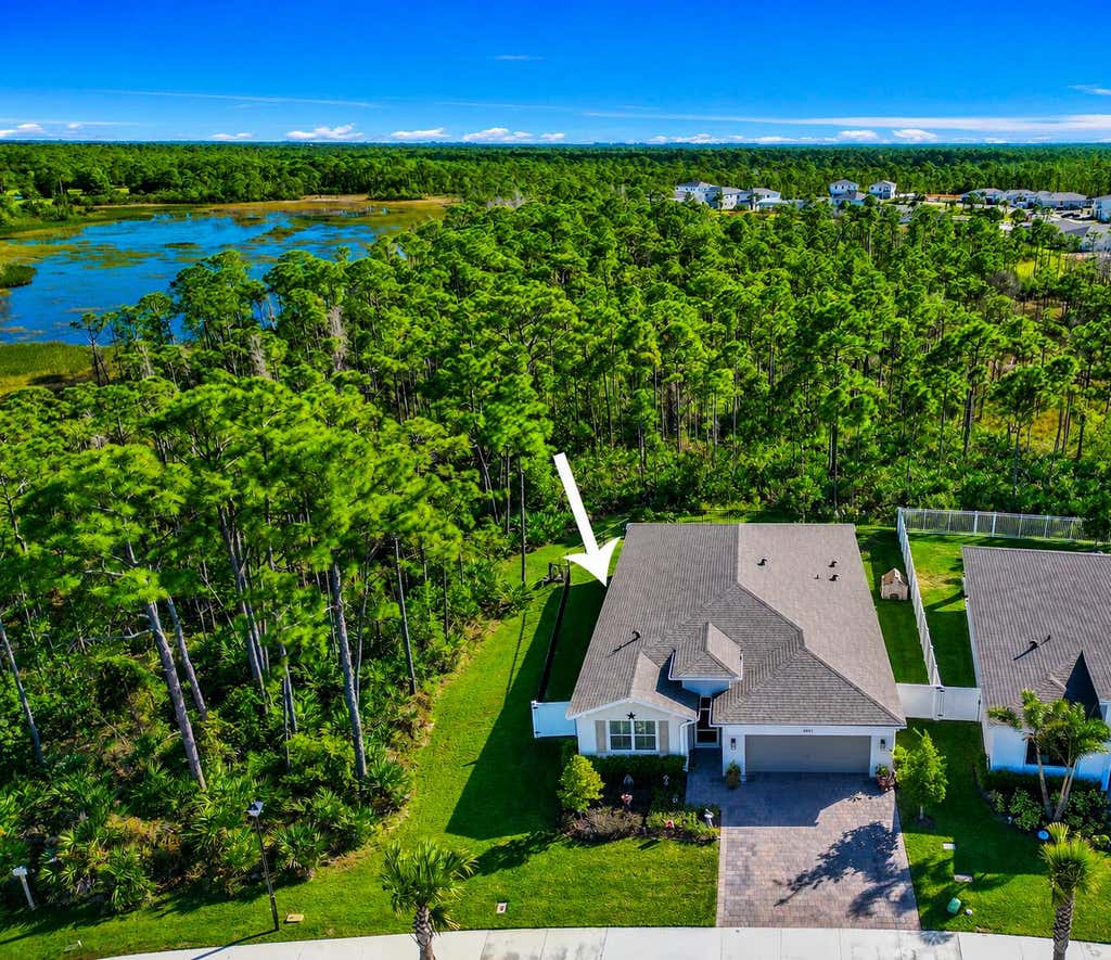Photo of 6651 SE Park Trace Drive, Stuart, FL 34997 (MLS # B26059380)