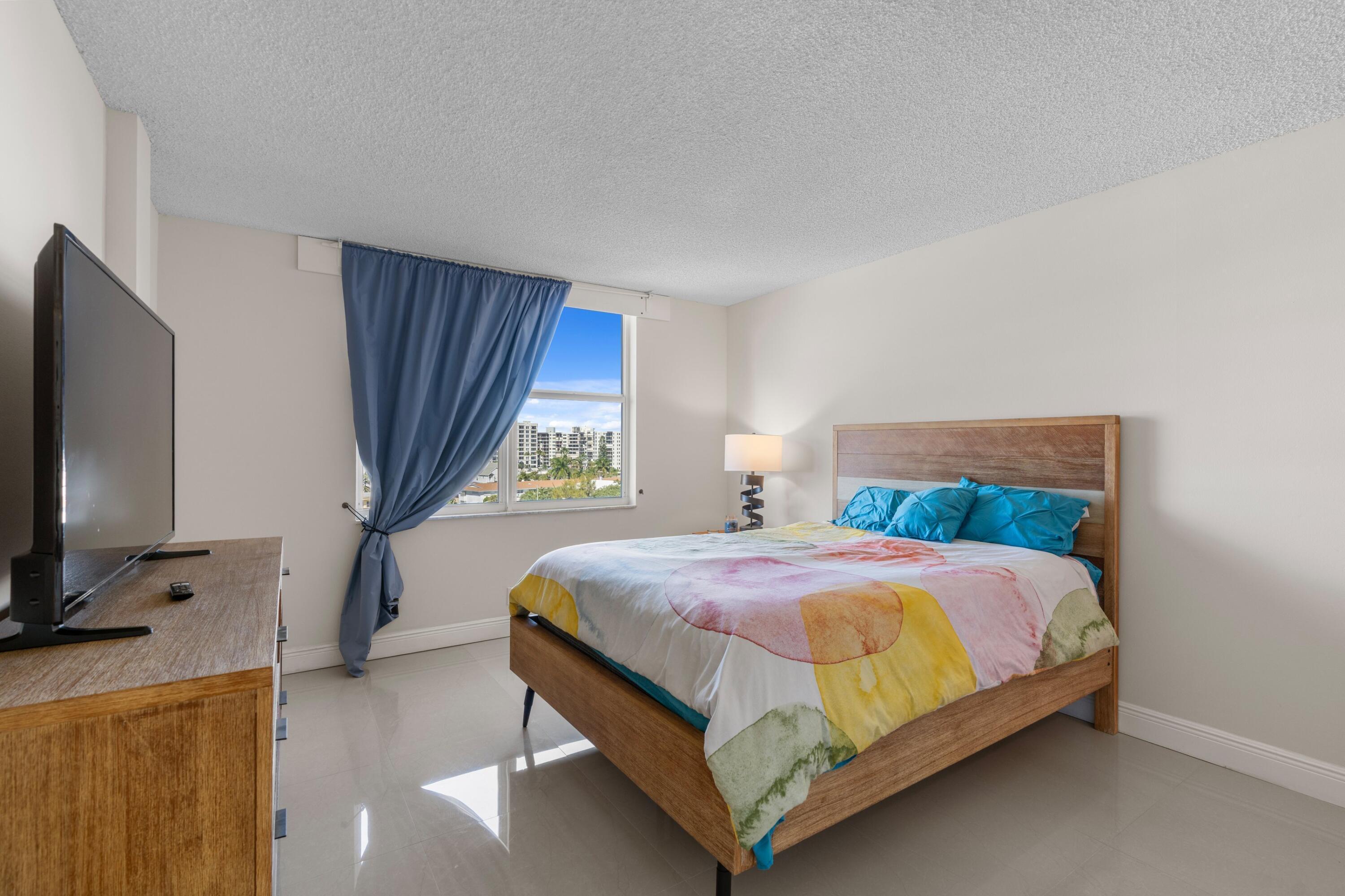 TRADEWINDS OF POMPANO CONDO - Residential Lease