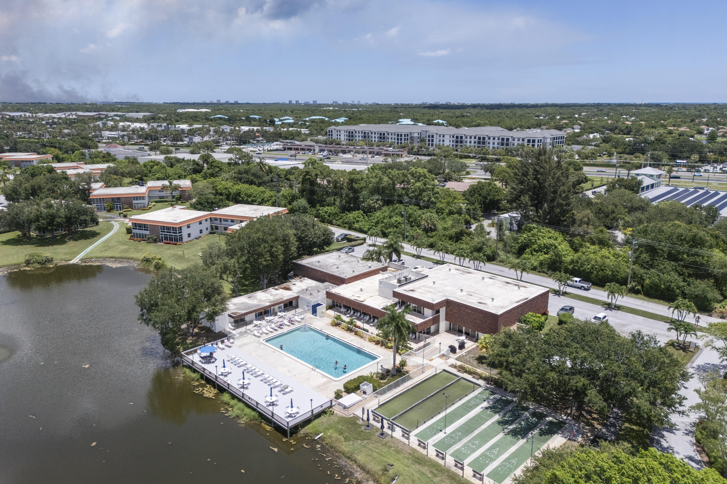 VISTA DEL LAGO CONDO - Residential