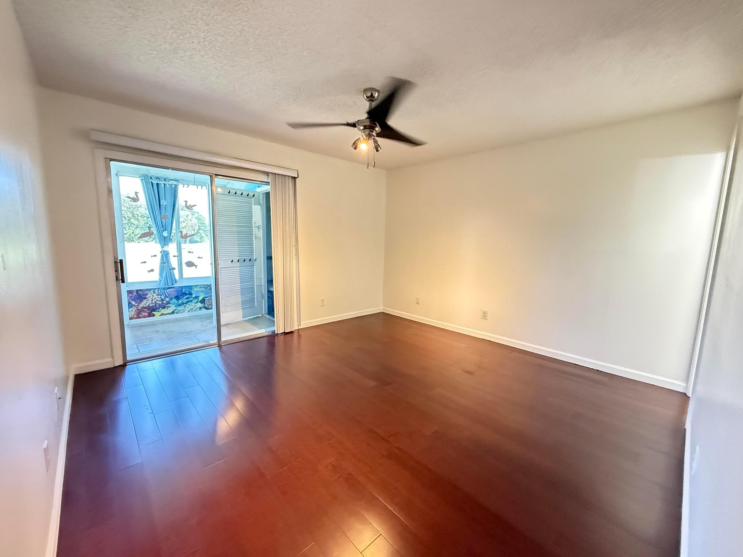 VISTA DEL LAGO CONDO - Residential