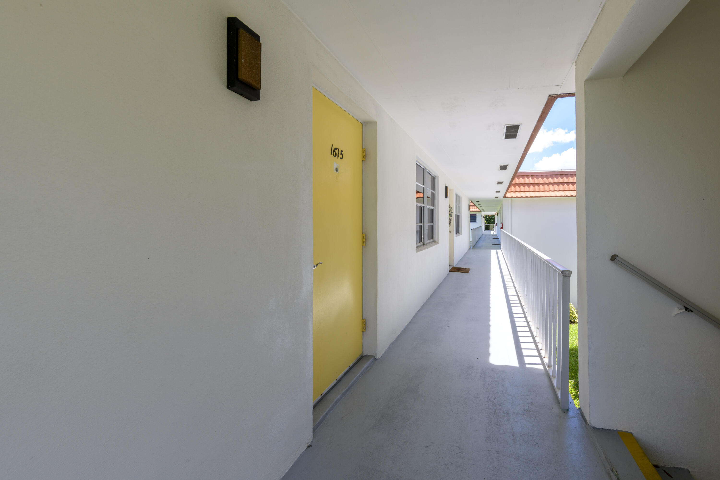 VISTA DEL LAGO CONDO - Residential