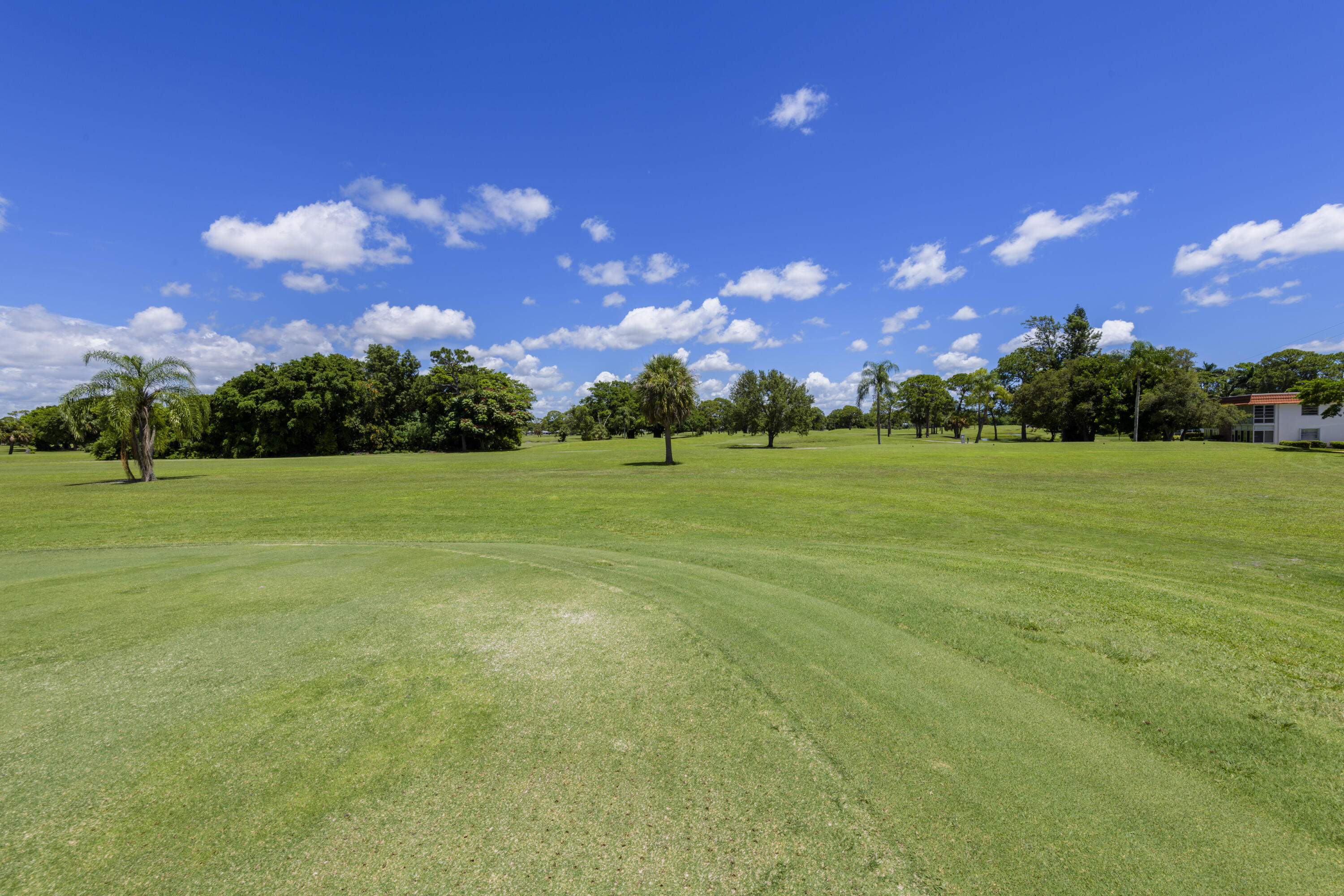 VISTA DEL LAGO CONDO - Residential