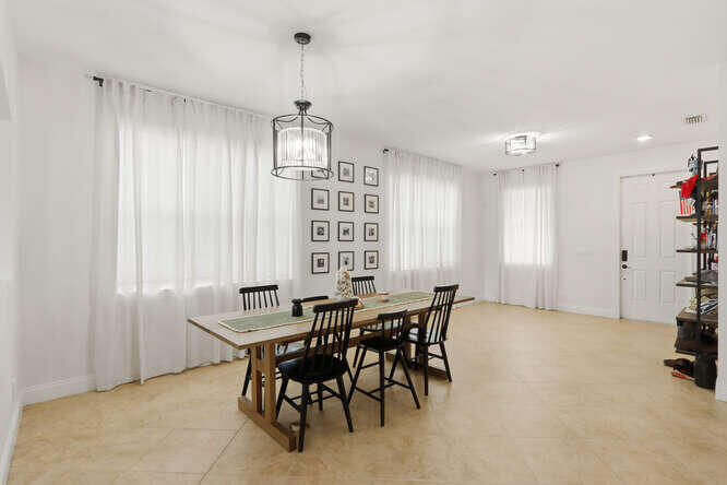 THOUSAND OAKS - Residential Lease