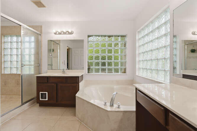 THOUSAND OAKS - Residential Lease