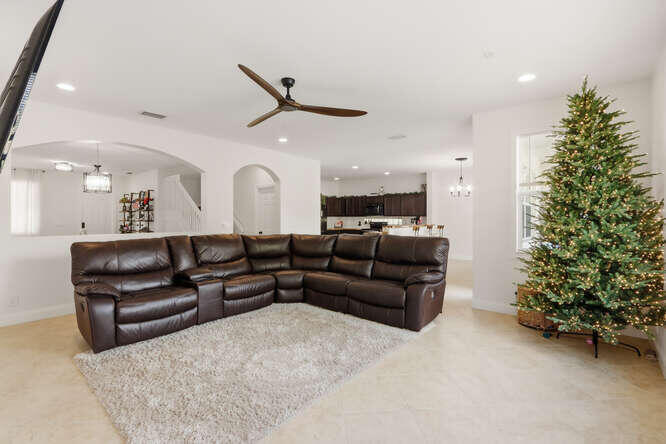 THOUSAND OAKS - Residential Lease