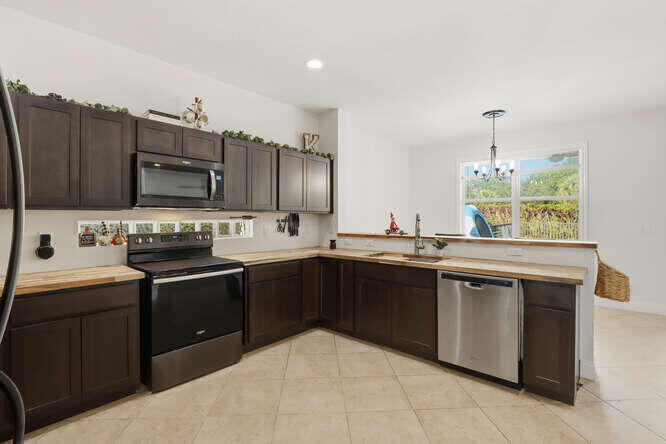 THOUSAND OAKS - Residential Lease