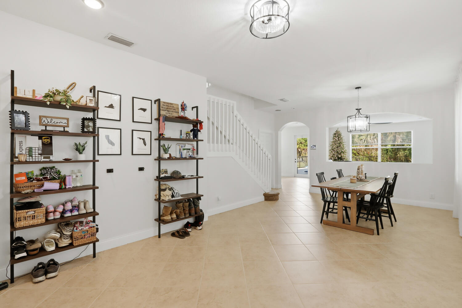THOUSAND OAKS - Residential Lease