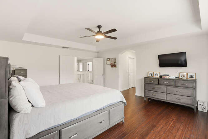 THOUSAND OAKS - Residential Lease