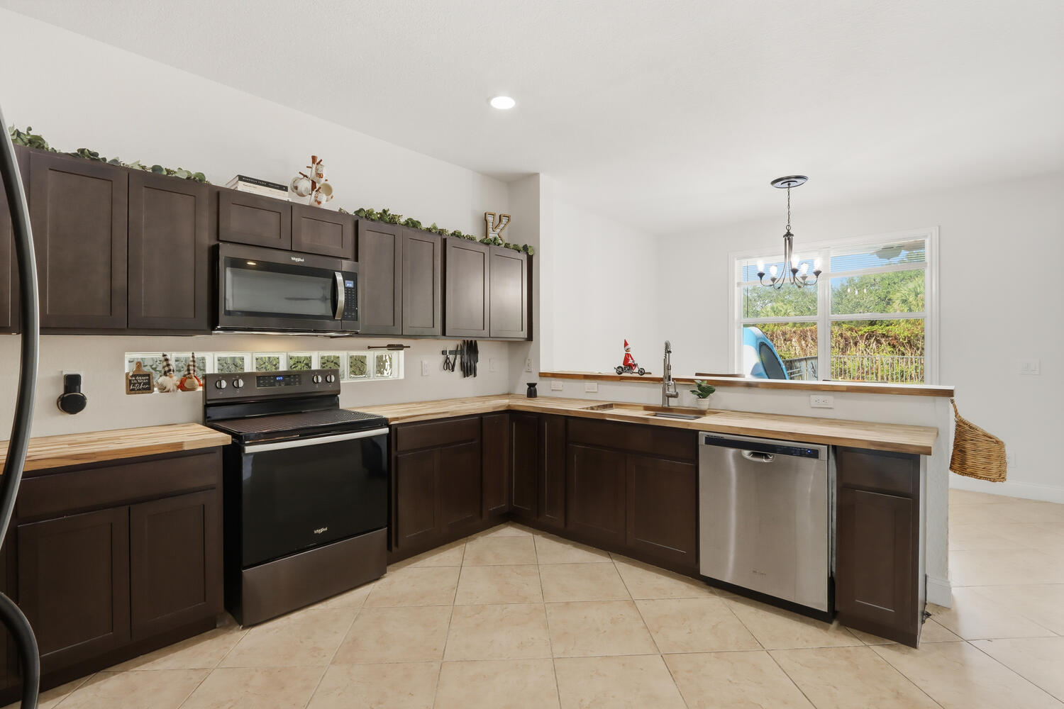 THOUSAND OAKS - Residential Lease