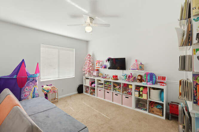THOUSAND OAKS - Residential Lease