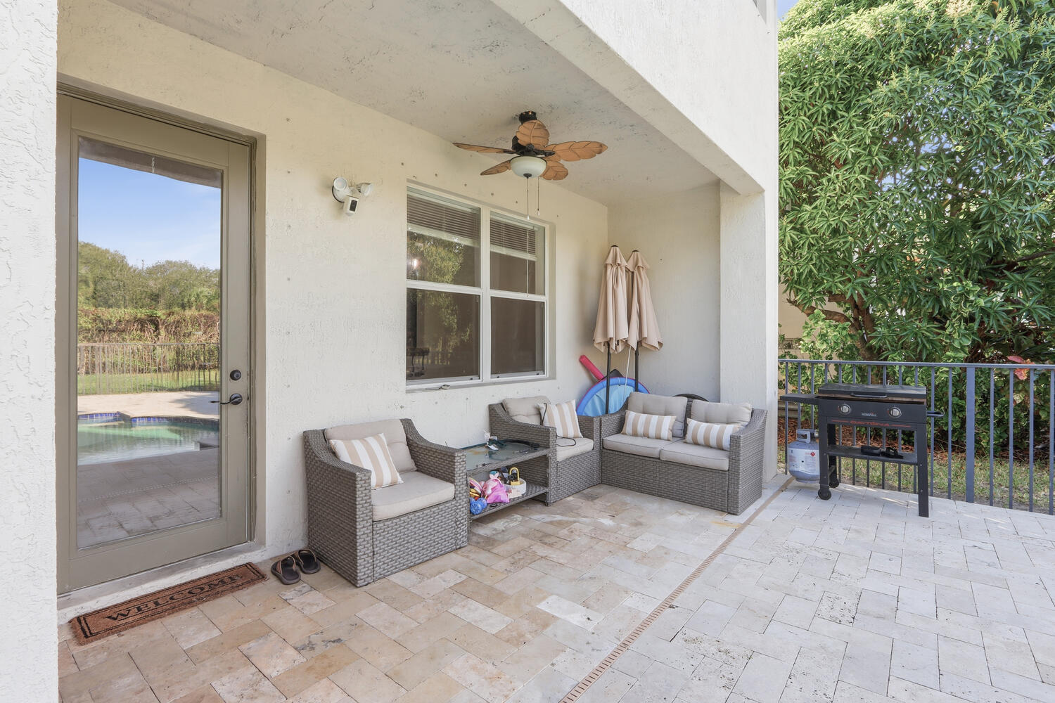 THOUSAND OAKS - Residential Lease