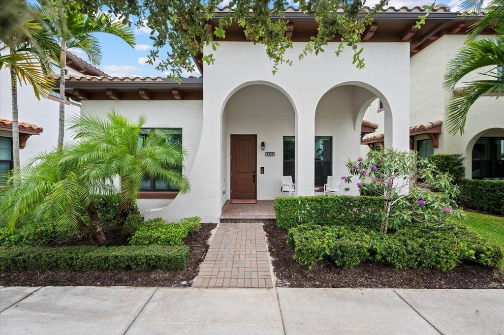 Photo of 13362 Machiavelli Way, Palm Beach Gardens, FL 33418 (MLS # R11011181)