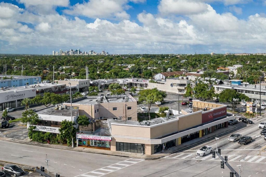 Photo of 3061 N Federal Highway, Fort Lauderdale, FL 33306 (MLS # F10551745)