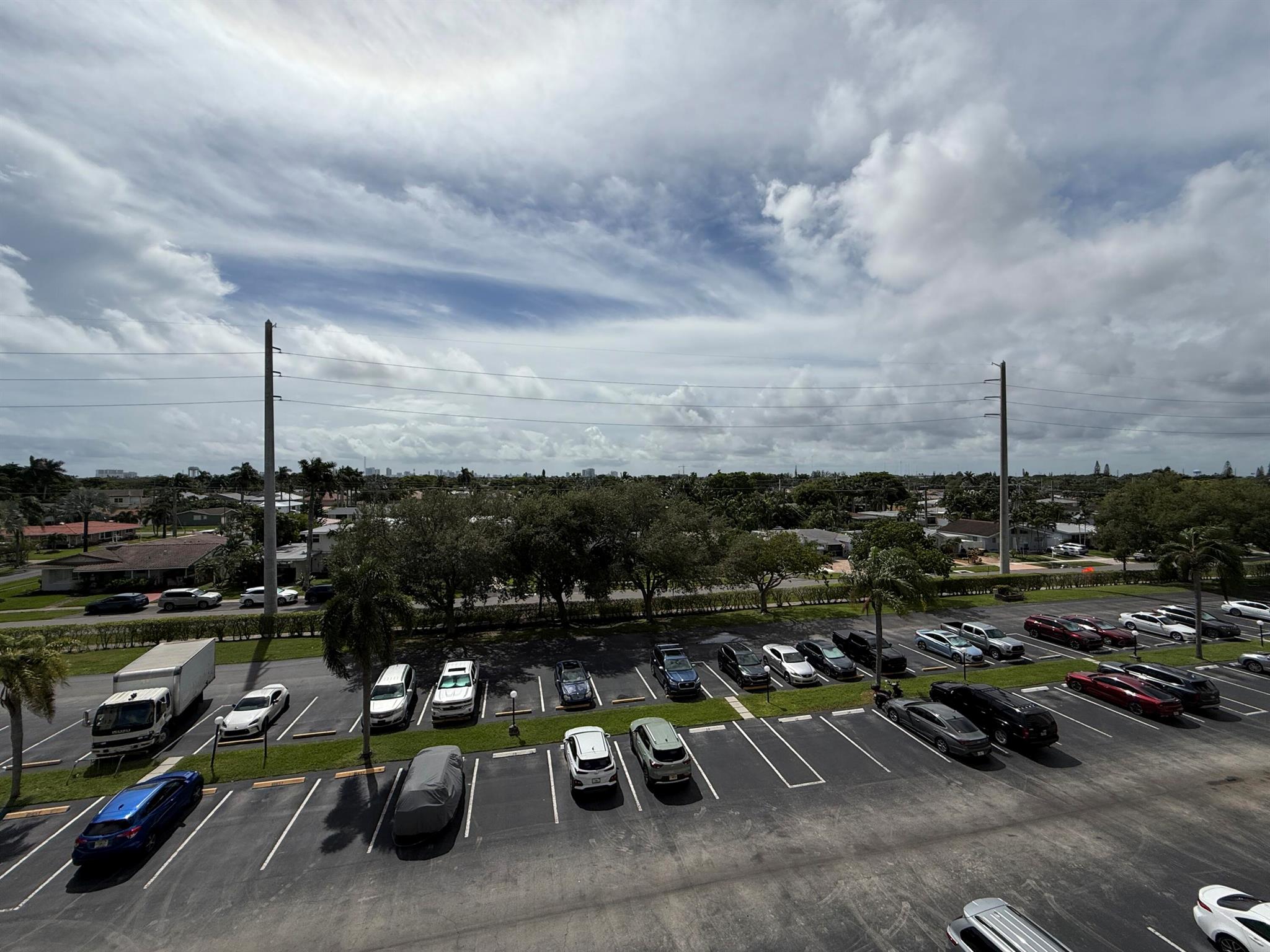 Meadowbrook Lakes View Co - Residential