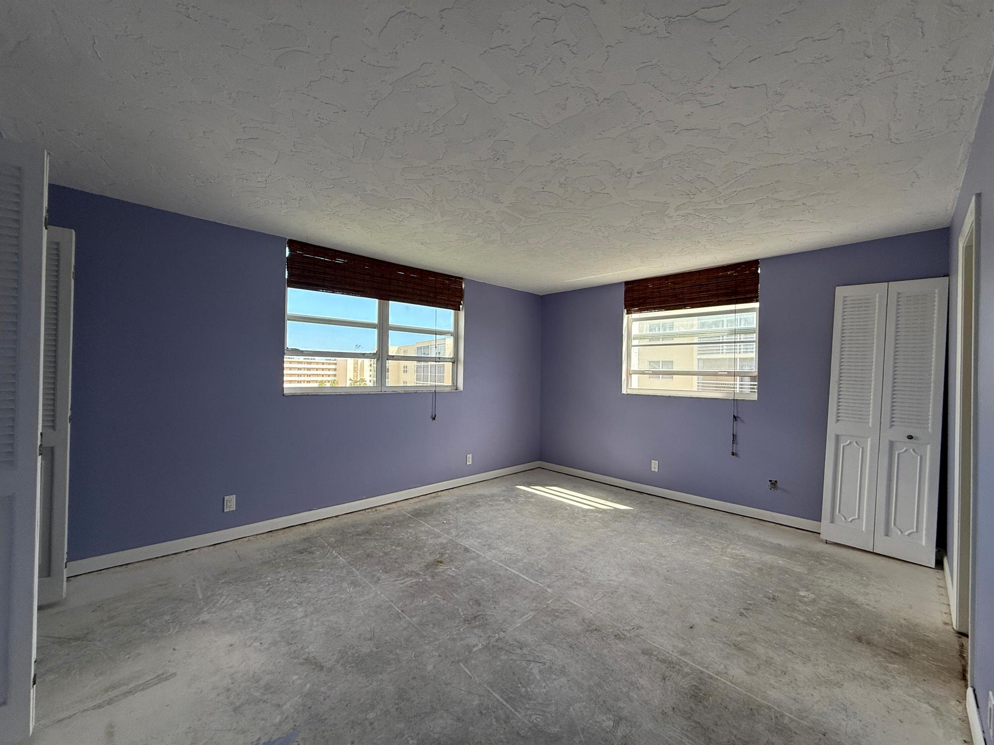 Meadowbrook Lakes View Co - Residential