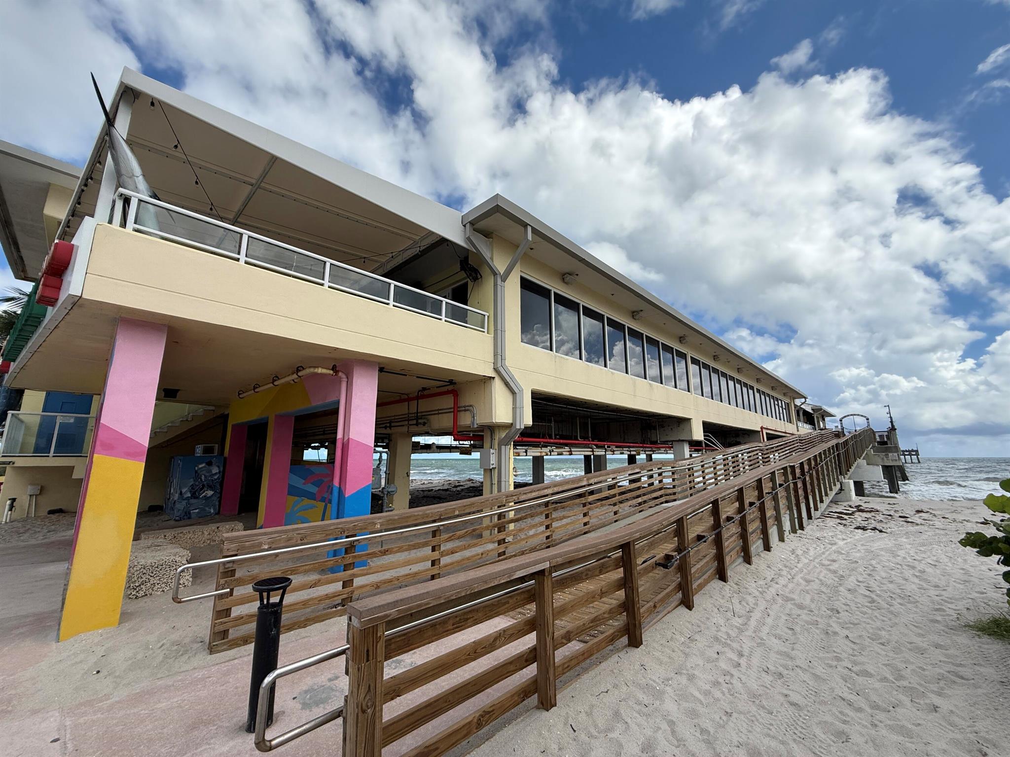 Meadowbrook Lakes View Co - Residential