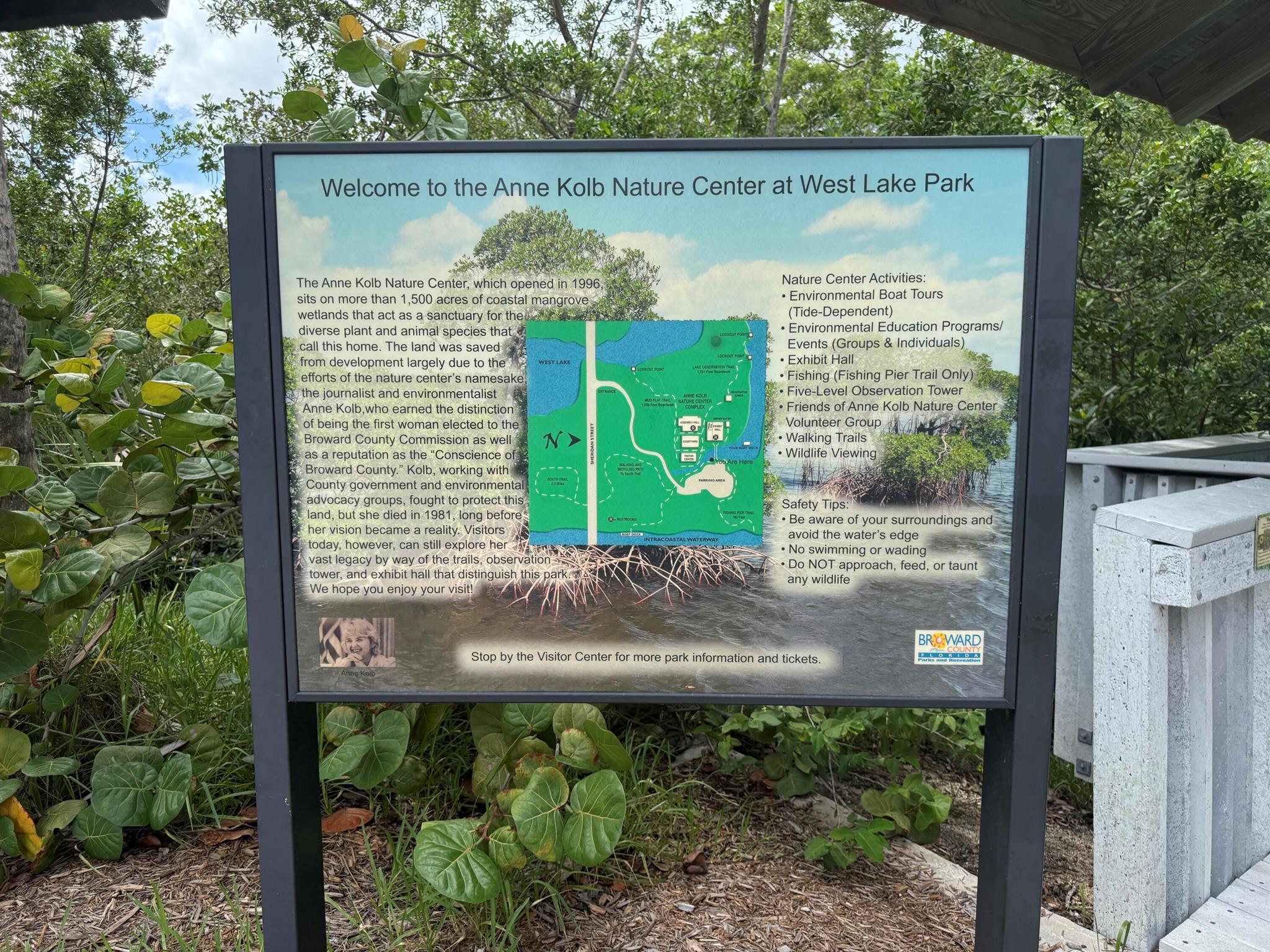 Meadowbrook Lakes View Co - Residential