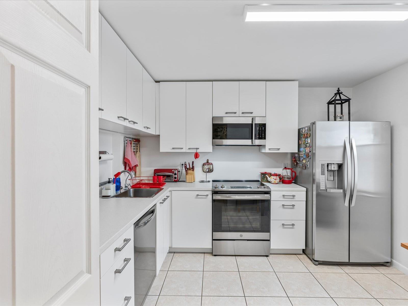 Boca Walk - Residential Lease