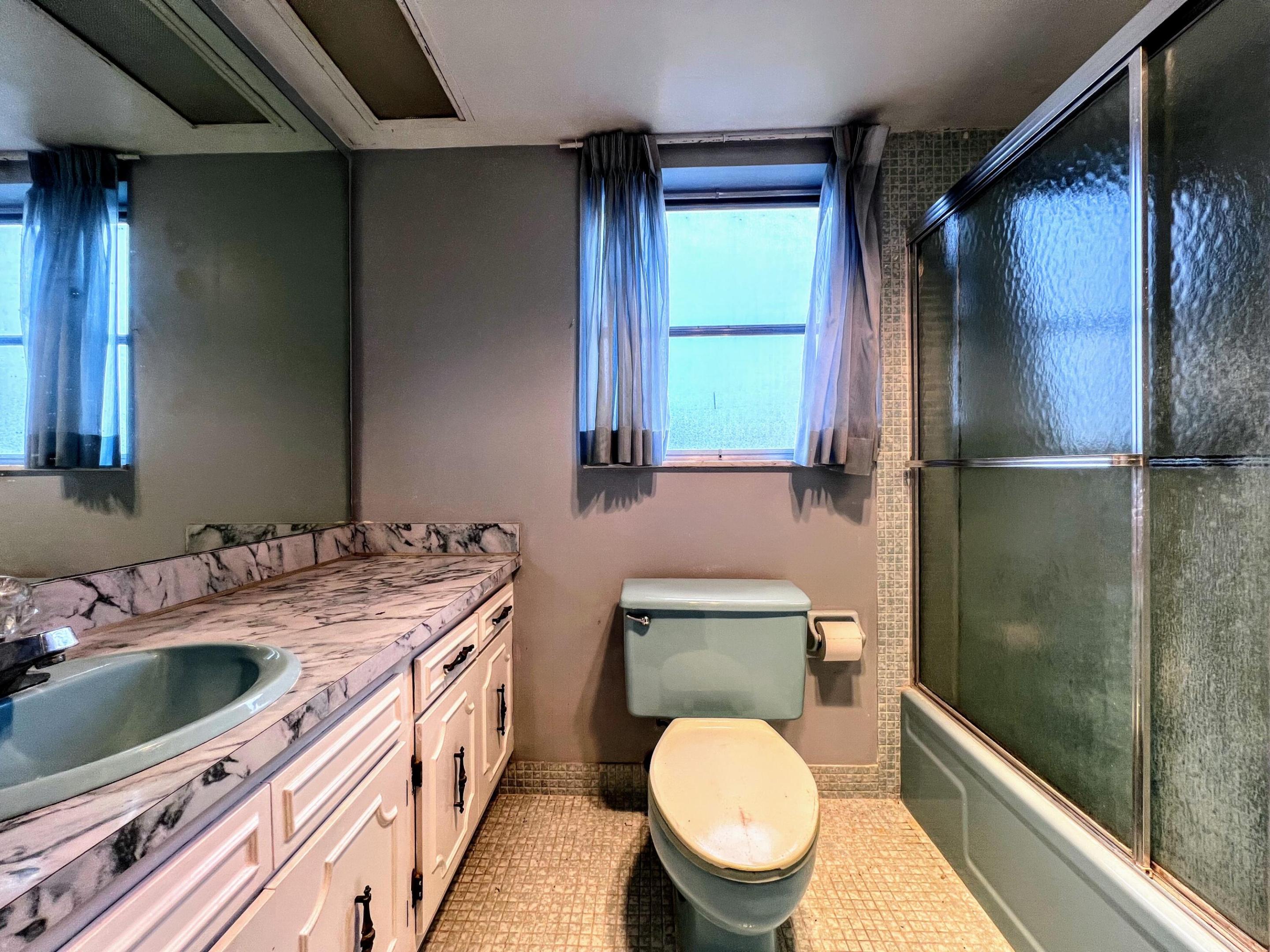 NO 51 PALM-AIRE COUNTRY CLUB - Residential