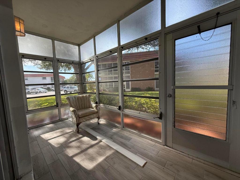 VISTA DEL LAGO CONDO - Residential