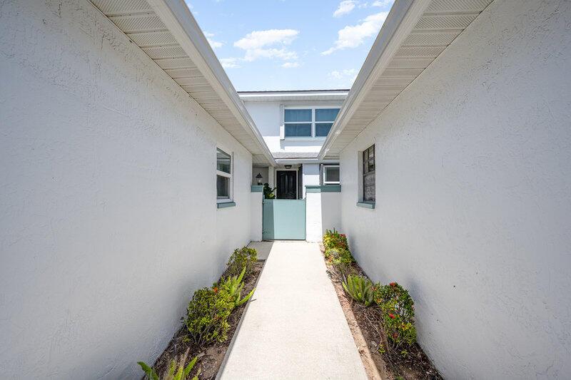 290 Paradise Boulevard 68