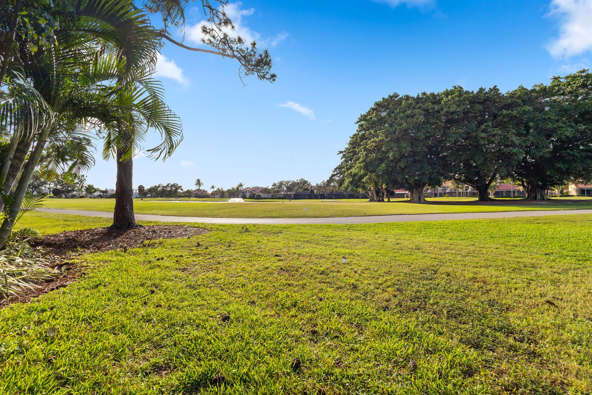 BARCLAY CLUB AT PGA NATL - Residential