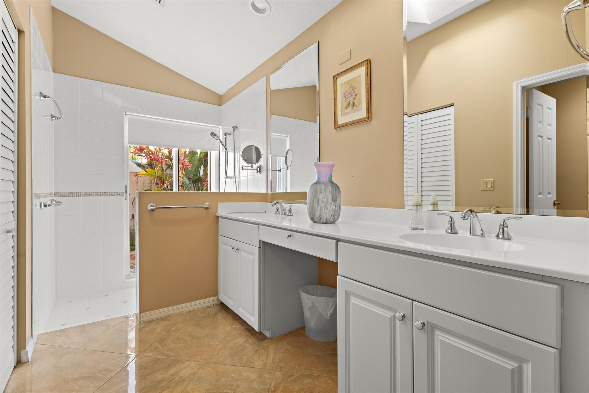 BARCLAY CLUB AT PGA NATL - Residential