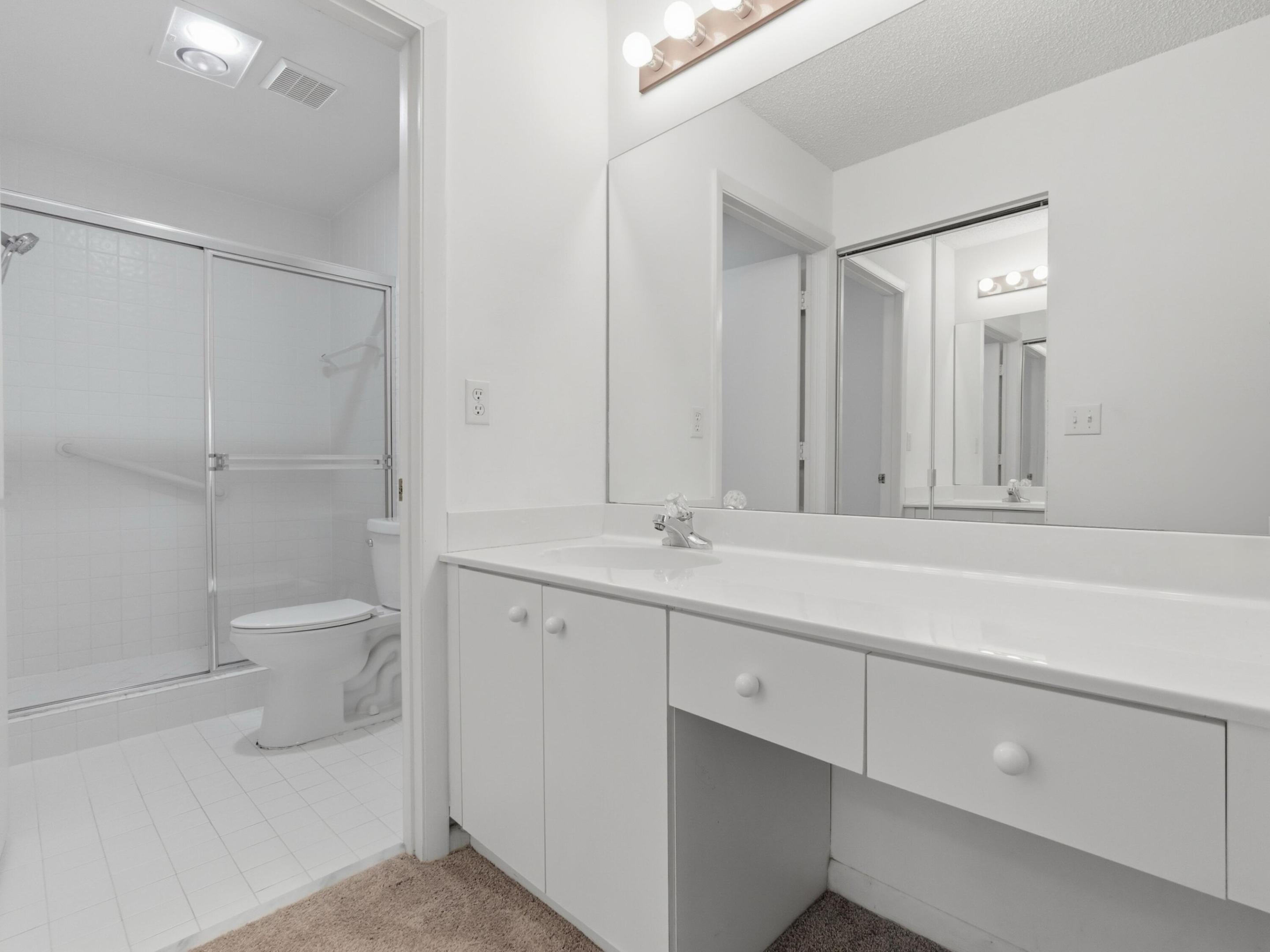 EMERALD POINTE - Residential