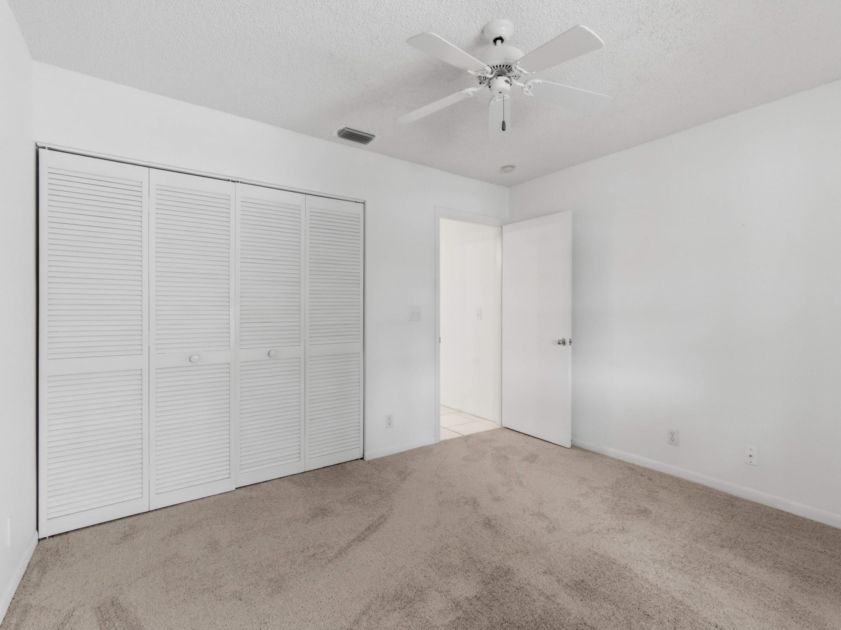 EMERALD POINTE - Residential