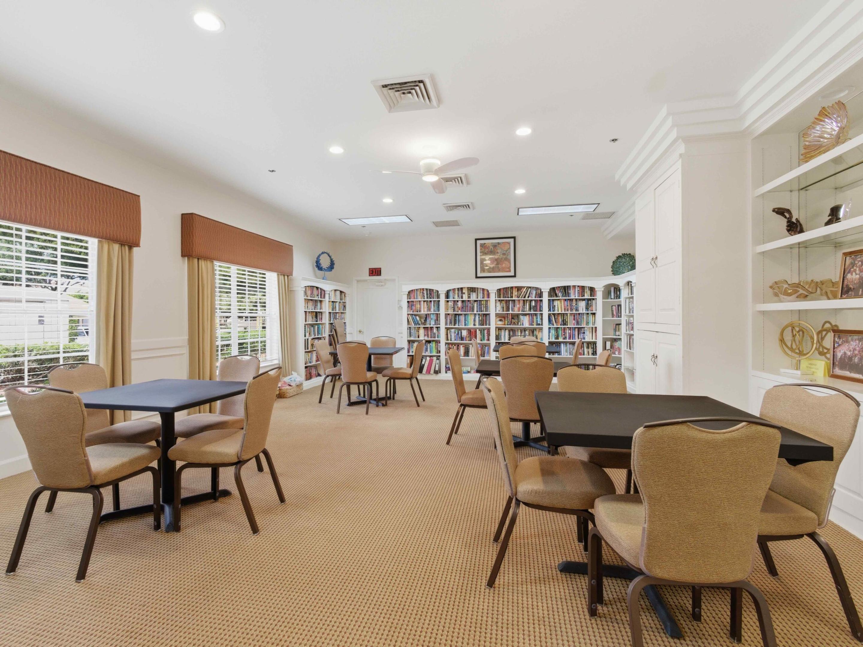 EMERALD POINTE - Residential